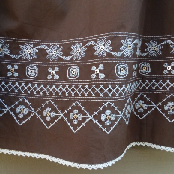 Villager Sz 16 Brown Embroidered Skirt - Picture 3 of 6